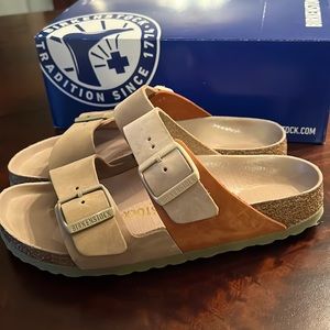 Brand New Arizona Split in Colors Perfect for Fall